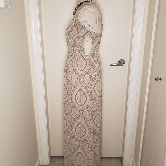 Paisley Summer Maxi Dress - Picture 3 of 11